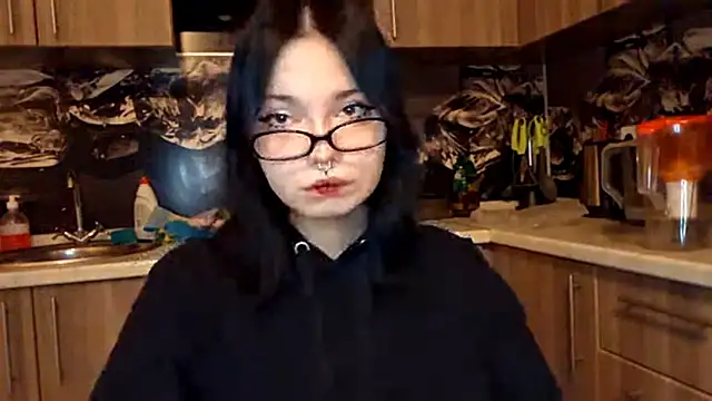 Beeping Creature online show from February 2026 10:10:02 PM