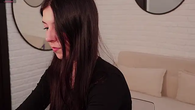 Azaliya Haze online show from October 2025 10:32:02 AM