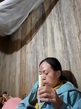 Tuyet xx online show from November 2025 04:02:02 AM