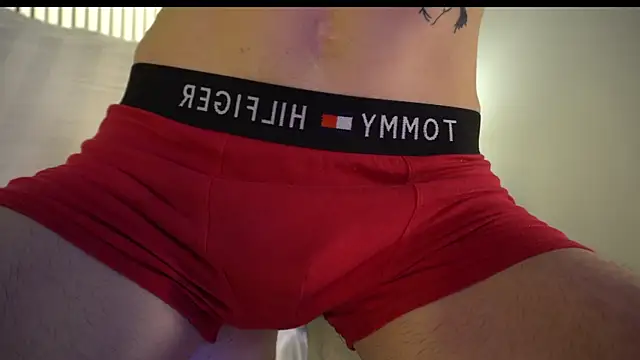 TommieHi online show from October 2025 05:48:02 AM