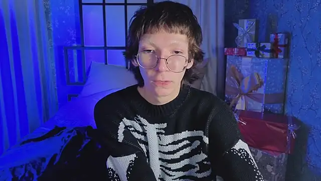 TommieHi online show from November 2025 01:10:02 PM