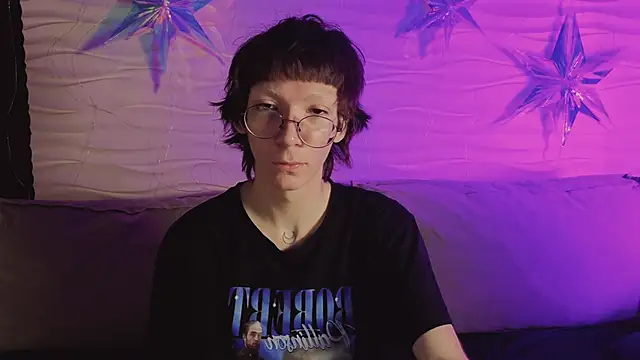 TommieHi online show from December 2025 05:17:02 AM