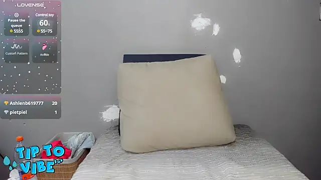 INDIANROMANCE online show from December 2024 09:41:01 AM