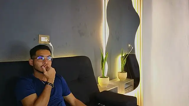 Jaybrown  1 online show from October 2025 03:36:02 AM