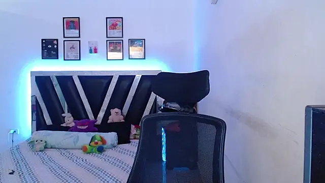 Sebasxxl12 online show from February 2026 01:10:01 PM