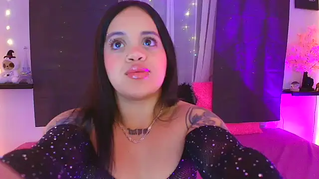 Snapshot of Sussyroxxx chatting on July 2026 05:12:02 AM Sussyroxxx online show from July 2026 05:12:02 AM