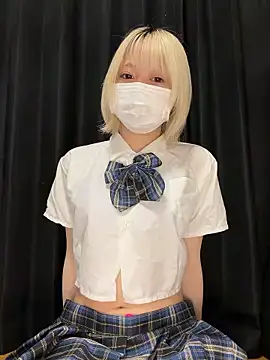 Snapshot of Nyamo-chan chatting on June 2026 03:25:01 PM Nyamo-chan online show from June 2026 03:25:01 PM