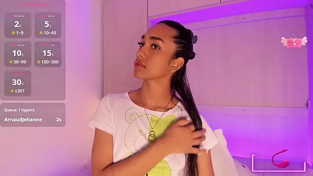 AnahiCollins online show from November 2025 11:42:02 AM