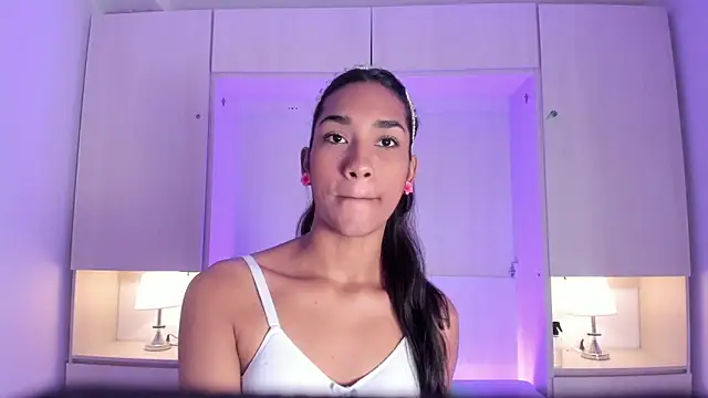 AnahiCollins online show from February 2026 11:39:01 AM