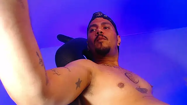 Snapshot of GSUS_PATRICK chatting on October 2025 01:17:02 AM GSUS PATRICK online show from October 2025 01:17:02 AM