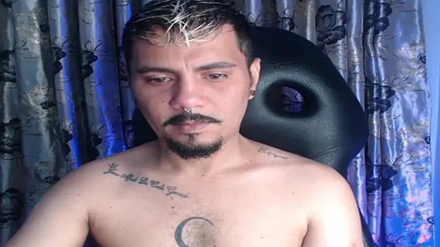 Snapshot of GSUS_PATRICK chatting on October 2025 07:01:02 AM GSUS PATRICK online show from October 2025 07:01:02 AM