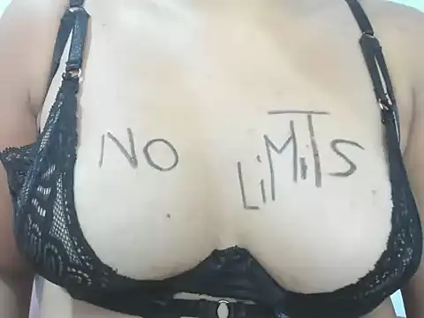 Snapshot of Valentinahot7 chatting on November 2025 02:20:02 PM Valentinahot7 online show from November 2025 02:20:02 PM