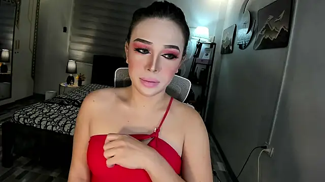 Lavinia Carpenters online show from October 2025 02:51:02 PM