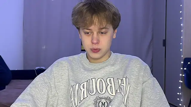  bee boy  online show from November 2025 03:12:02 PM