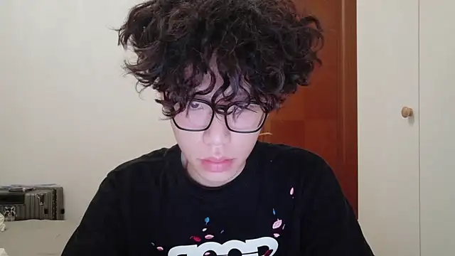 hangzi-0011 online show from October 2025 10:36:02 AM