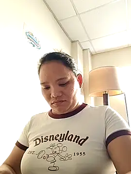 NestleGirl22 online show from March 2026 09:24:02 AM