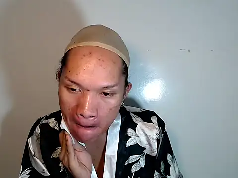 Snapshot of amandareddragon chatting on November 2025 06:13:01 AM amandareddragon online show from November 2025 06:13:01 AM