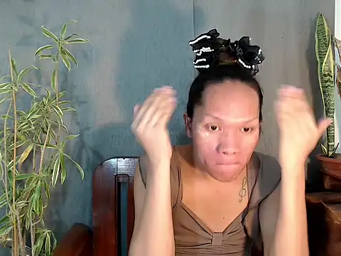 amandareddragon online show from March 2026 12:42:02 PM