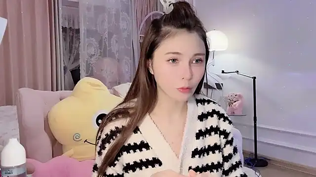 Titi-175 online show from October 2025 11:14:02 AM