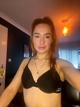 Snapshot of Cherry-L-28 chatting on October 2025 12:57:02 PM Cherry-L-28 online show from October 2025 12:57:02 PM
