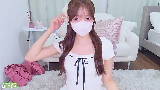 Snapshot of Seira__nn chatting on May 2026 01:28:01 PM Seira nn online show from May 2026 01:28:01 PM