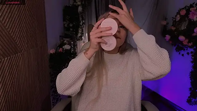 kitten murray  online show from November 2025 05:51:02 AM