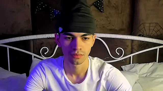 JaremyHarris online show from November 2025 08:33:02 PM