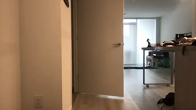 tia   fox online show from November 2025 04:05:01 PM