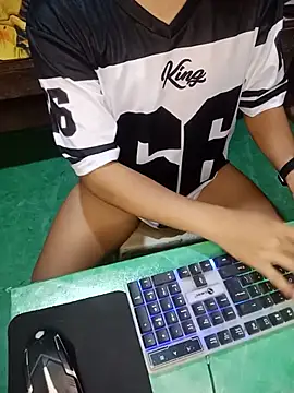 Hot cutiepie online show from July 2026 04:41:01 AM