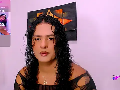 Snapshot of horny_val_ chatting on December 2025 04:33:02 AM horny val online show from December 2025 04:33:02 AM