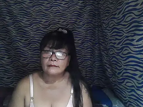 joy cute online show from November 2025 12:03:02 AM