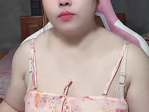 Snapshot of Sunna104 chatting on February 2026 05:14:01 PM Sunna104 online show from February 2026 05:14:01 PM