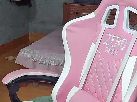 Snapshot of Sunna104 chatting on February 2026 02:50:02 PM Sunna104 online show from February 2026 02:50:02 PM