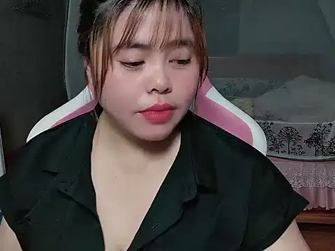 Sunna104 online show from April 2026 07:58:01 PM