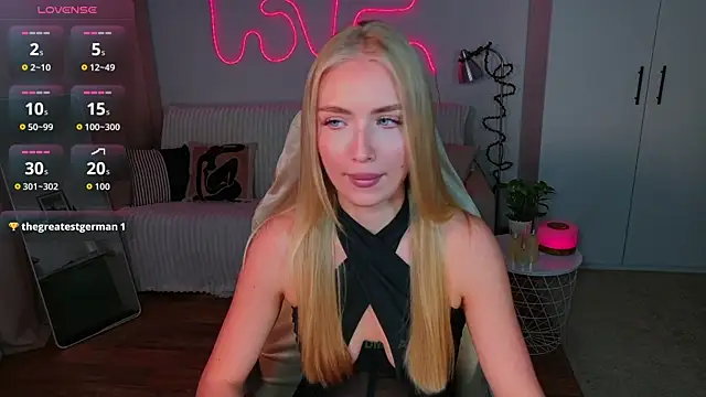 TessaGrays online show from May 2026 01:41:01 PM