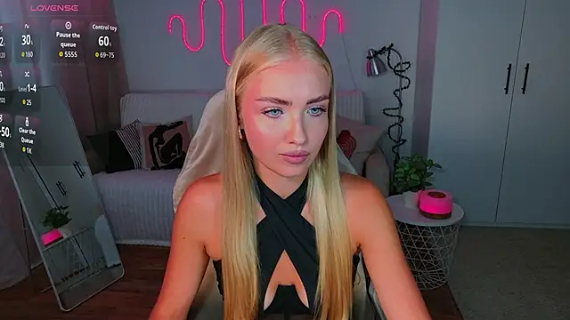 TessaGrays online show from June 2026 11:02:01 AM