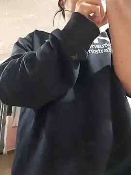 Valentina Squirt- online show from October 2025 10:12:02 AM