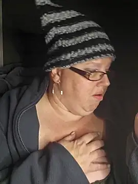 Budd Bunney online show from October 2025 01:17:02 AM