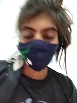 Snapshot of PEEHU-50 chatting on November 2025 12:59:02 PM PEEHU-50 online show from November 2025 12:59:02 PM