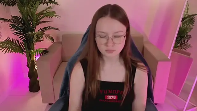 SirenaBlessing online show from October 2025 01:24:02 AM