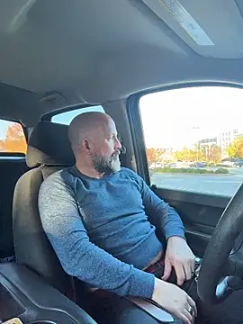 fuckadilf online show from November 2025 08:53:01 PM