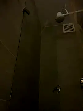 peach heart online show from November 2025 06:18:02 PM