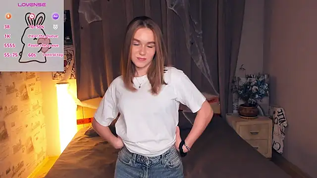 TienKnous online show from November 2025 07:03:01 PM