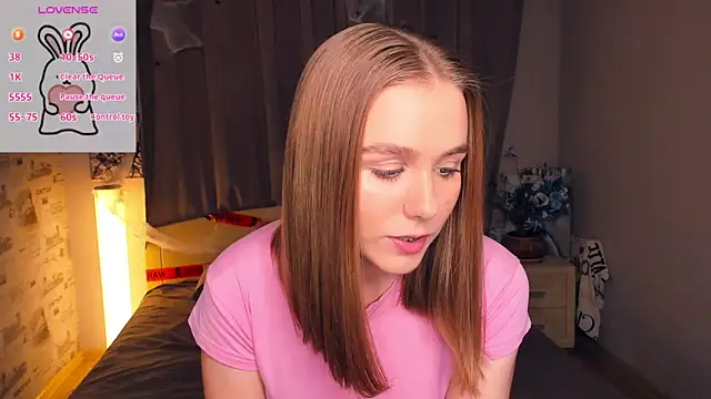 TienKnous online show from November 2025 07:13:02 PM