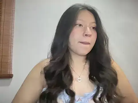 Snapshot of Rachel_James__ chatting on November 2025 11:24:01 PM Rachel James online show from November 2025 11:24:01 PM