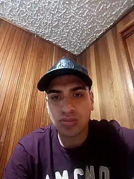 daniandr119 online show from September 2025 08:46:01 PM