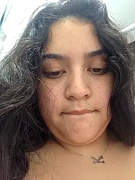 Khloekiss online show from October 2025 05:54:02 AM