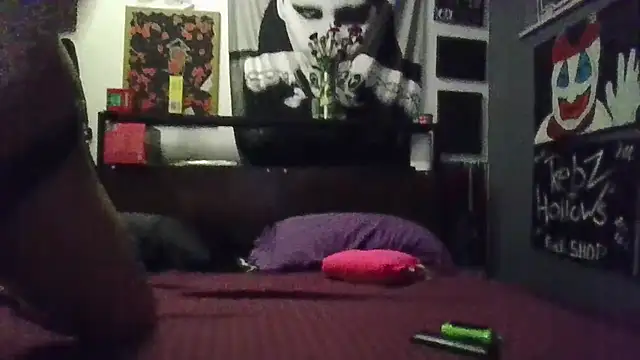 inkdhollow1 online show from November 2025 04:47:02 AM