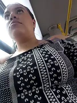 Meloddy   online show from October 2025 03:40:01 PM