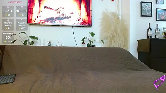 mathewv  online show from November 2025 03:49:01 AM